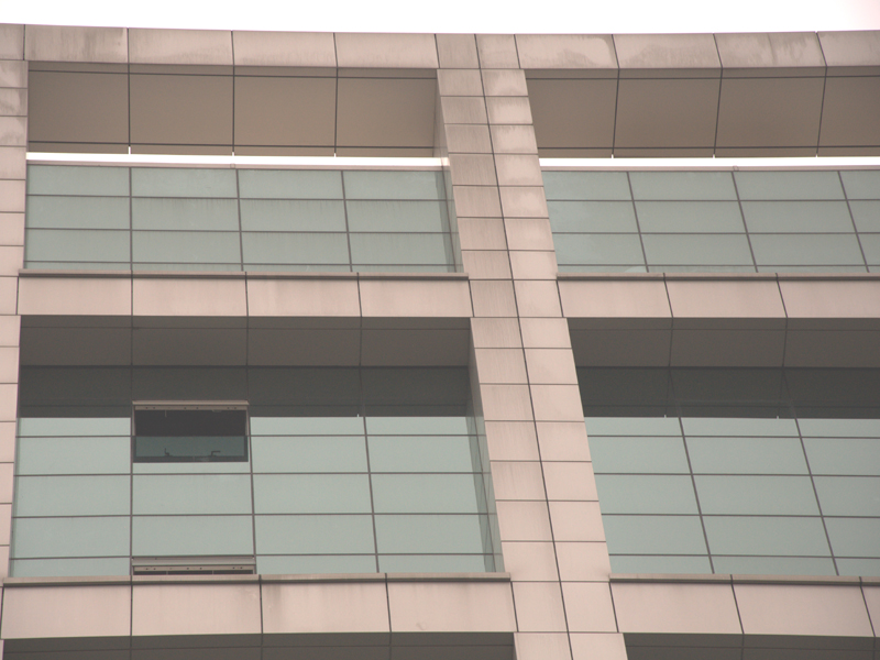 Monem Business District